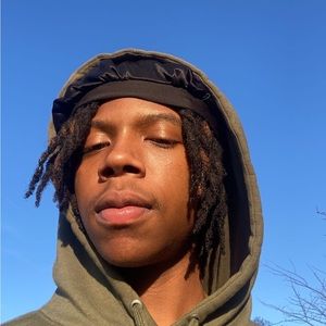 Meet your Posher, Gregory